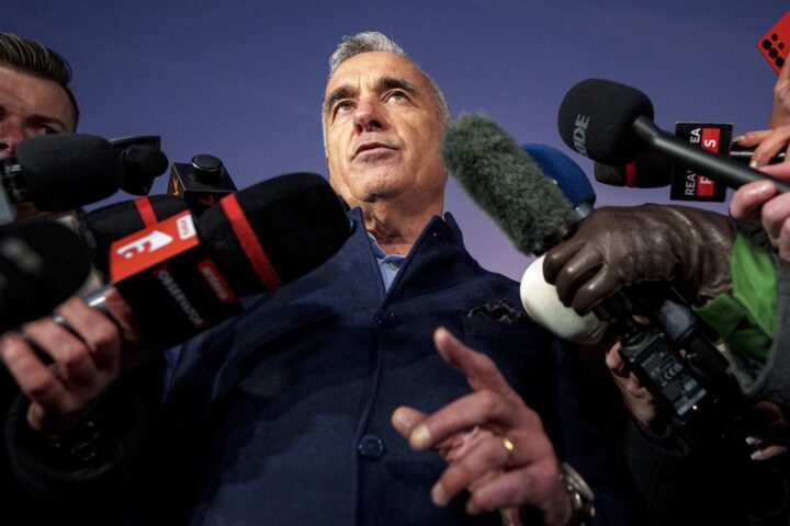 Călin Georgescu rinviato a giudizio per tentato colpo di stato in Romania