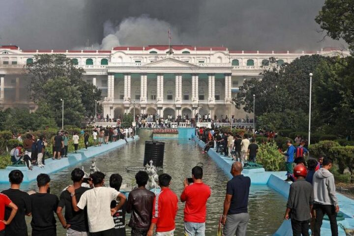 Caos in Nepal: 22 morti nelle proteste contro il governo e le violenze giovanili