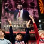 Celebrazione della vita di Charlie Kirk: un martire repubblicano in Arizona