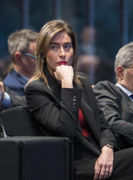 Class action contro il sito di revenge porn: avvocati puntano a mille denunce per far emergere il problema