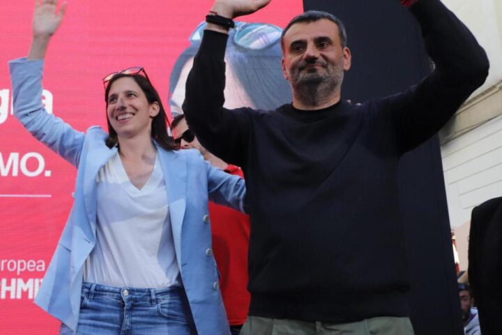 Decaro si candida ufficialmente in Puglia, cade il veto su Vendola