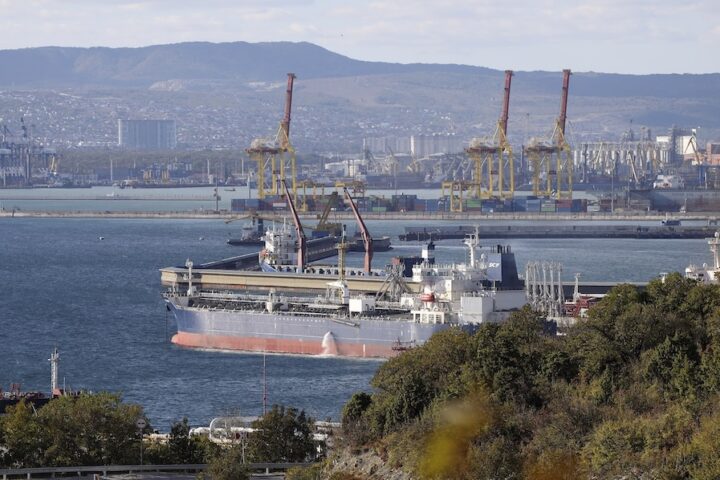 Due morti e sei feriti in attacco a Novorossiysk, città portuale russa, condotto da droni ucraini