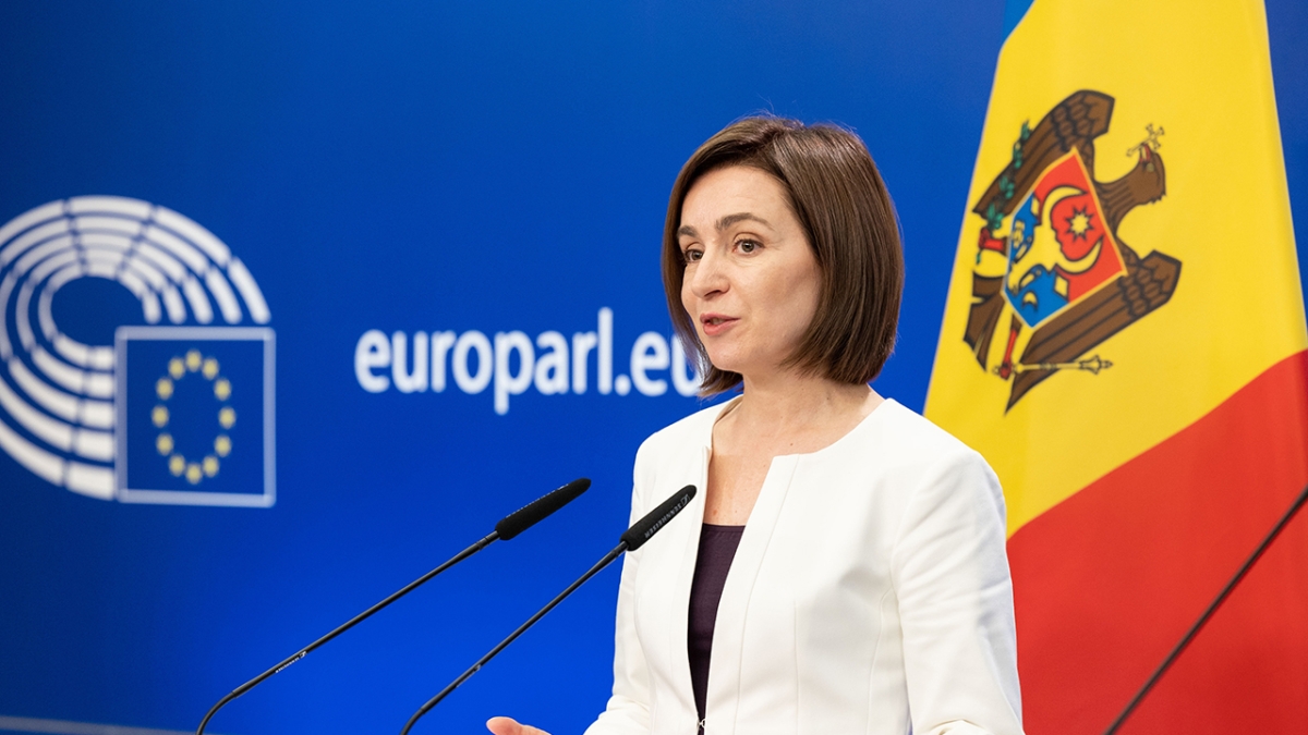 Elezioni in Moldavia oggi, Mosca avverte: «Non permetteremo un avamposto Nato a Chisinau»