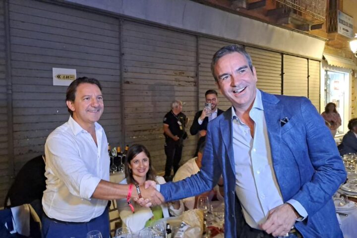 Elezioni regionali in Calabria: il centrosinistra avanza con Pasquale Tridico, il centrodestra trova difficoltà nella scelta dei candidati