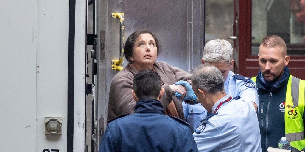 Erin Patterson condannata all'ergastolo per aver avvelenato tre parenti in Australia