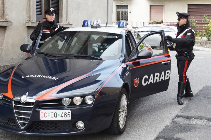 Femminicidio a Paupisi: Elisa Polcino uccisa, marito in fuga con i figli