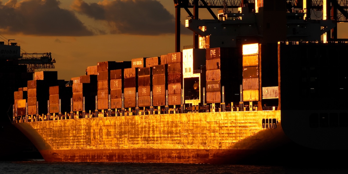 Fermati al porto di Ravenna due container di esplosivi diretti verso Israele