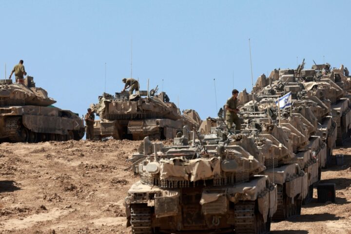 Gaza in fiamme: Israele avvia una nuova offensiva con migliaia di palestinesi in fuga