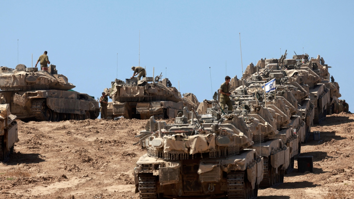 Gaza in fiamme: Israele avvia una nuova offensiva con migliaia di palestinesi in fuga