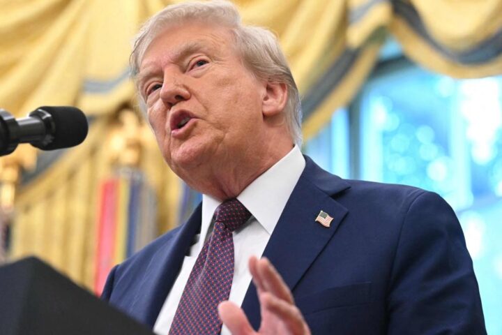 Gli Stati Uniti affondano un'imbarcazione al largo del Venezuela: 11 narcotrafficanti uccisi