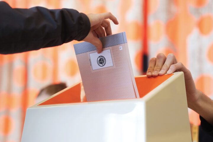 I laburisti in testa alle elezioni legislative norvegesi, con il 28% dei voti