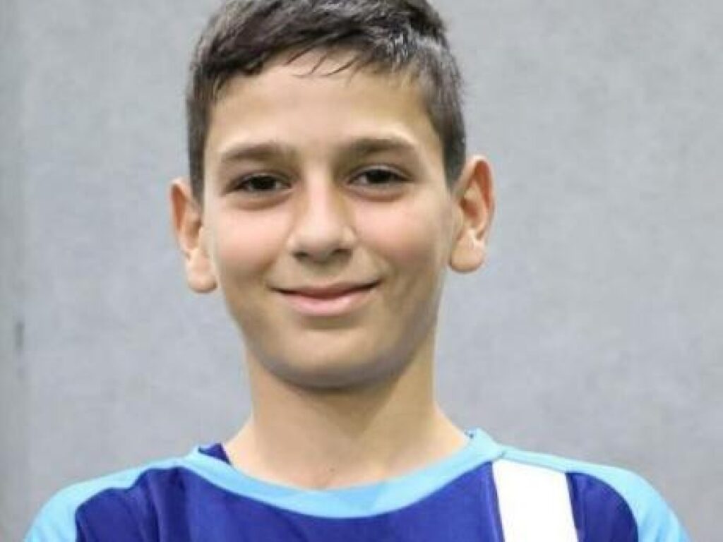 Il calciatore di Gaza Mohammed Ramez Al-Sultan tra le vittime dei bombardamenti israeliani a 14 anni