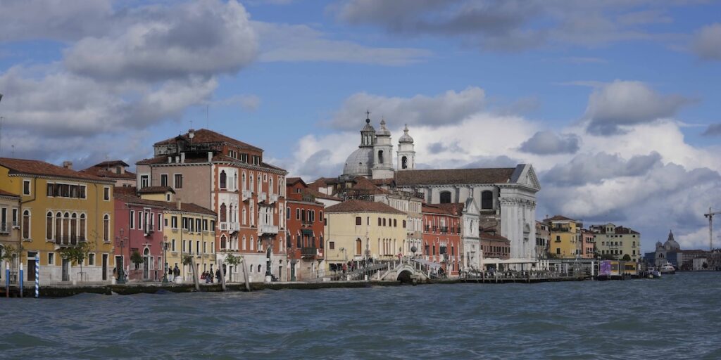 Il centro storico di Venezia scende sotto quota 48mila abitanti: il problema dello spopolamento continua