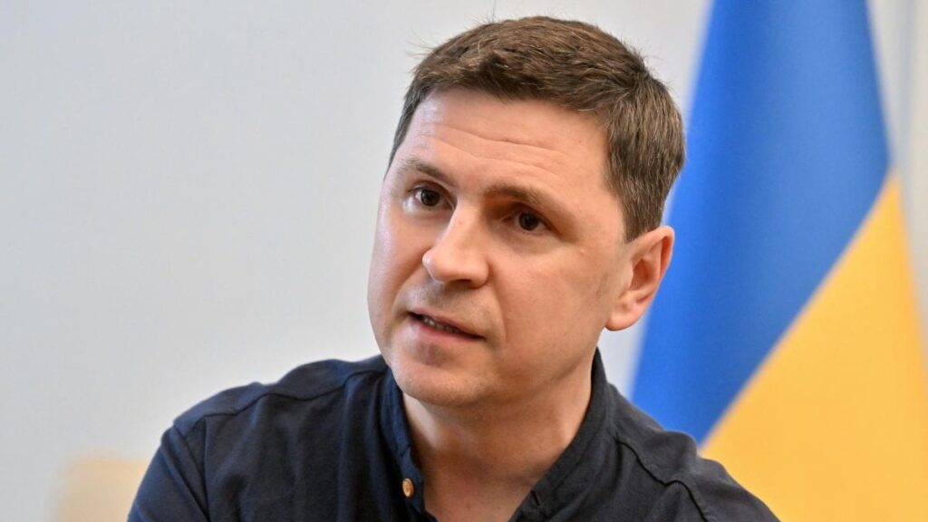 Il consigliere ucraino Podolyak: «Putin comprende solo la forza. Serve isolare la Russia»