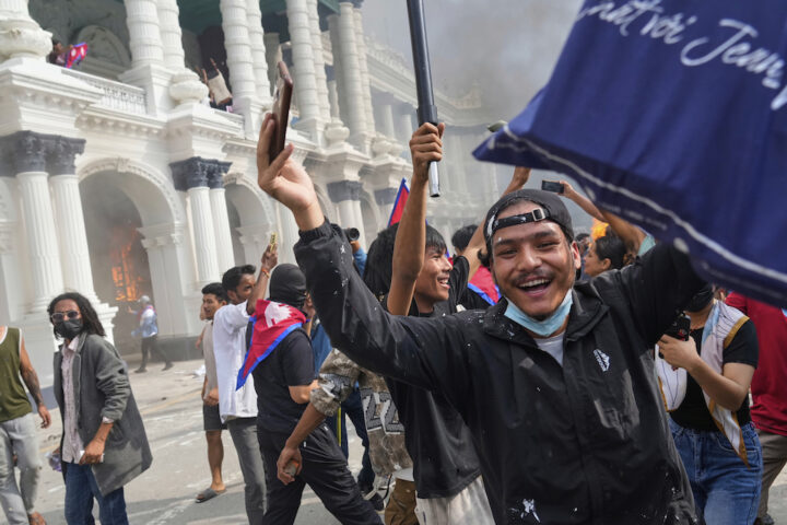 Il governo nepalese si consulta su Discord per formare un nuovo esecutivo dopo le proteste
