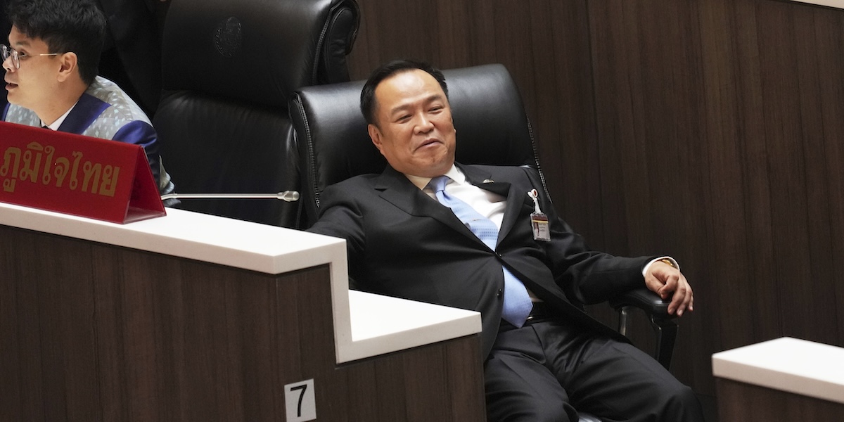 Il parlamento thailandese elegge Anutin Charnvirakul nuovo primo ministro dopo la rimozione di Paetongtarn Shinawatra