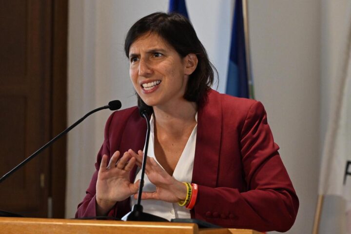 Il Pd si prepara alle elezioni con un appello all'unità fino al 24 novembre