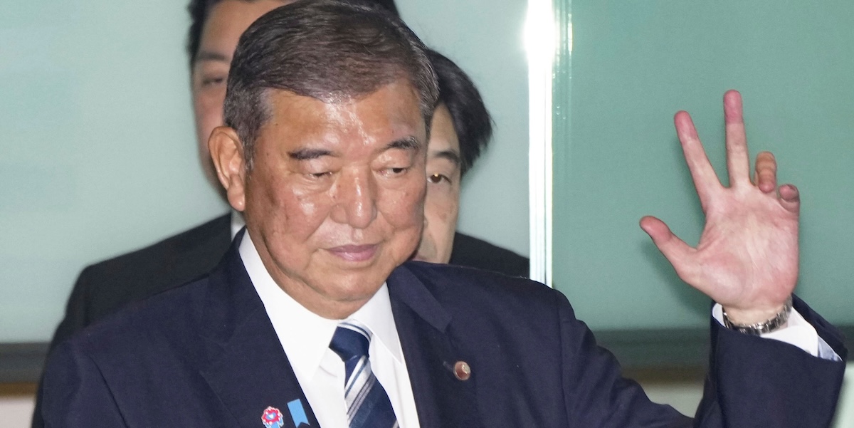 Il primo ministro giapponese Ishiba annuncia le dimissioni dopo risultati elettorali deludenti