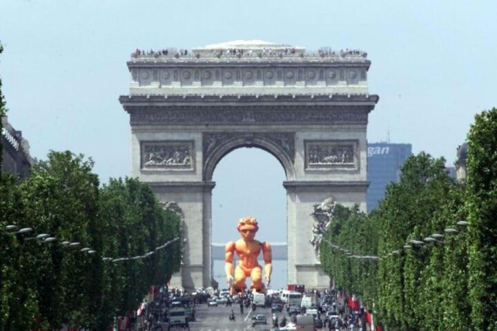 Il Qatar detiene il 20% degli immobili sugli Champs-Elysées, cresce l'influenza di Doha in Francia