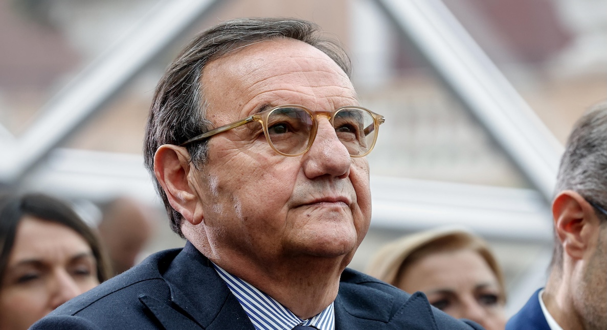 Il sindaco di Fiumicino Mario Baccini indagato per turbativa d'asta in appalti pubblici