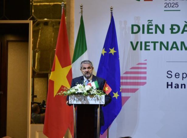 Il viceministro Valentini in missione in Vietnam: incontri bilaterali e forum imprenditoriale