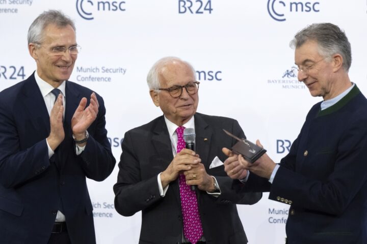 Ischinger: la deterrenza è essenziale per la sicurezza dell'Ucraina