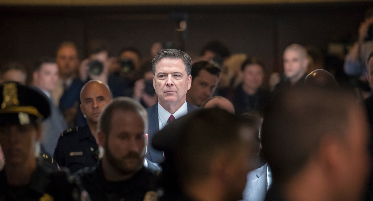 James Comey incriminato per falsa testimonianza e ostruzione in Virginia