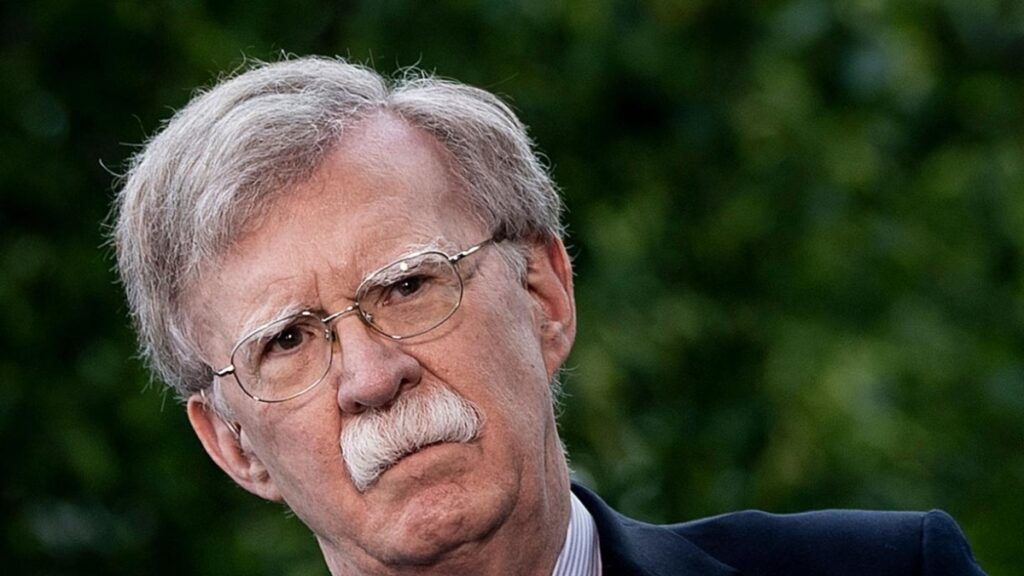 John Bolton: «Putin ha testato le debolezze della Nato, rispondere è cruciale»