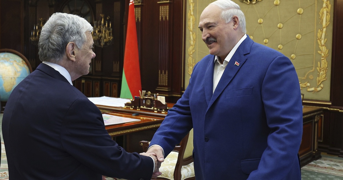 La Bielorussia libera 52 prigionieri stranieri in cambio della revoca di alcune sanzioni da parte degli Stati Uniti