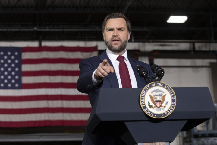 La Casa Bianca e repubblicani minacciano l'opposizione dopo l'omicidio di Charlie Kirk