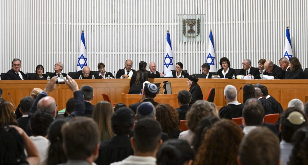 La Corte Suprema israeliana ordina al governo di migliorare l'alimentazione dei detenuti palestinesi