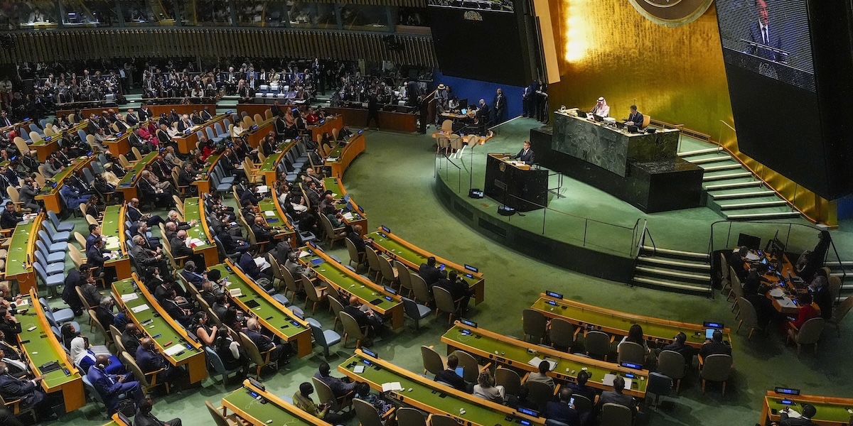 La Francia riconosce ufficialmente lo stato di Palestina durante il discorso all'ONU di Macron