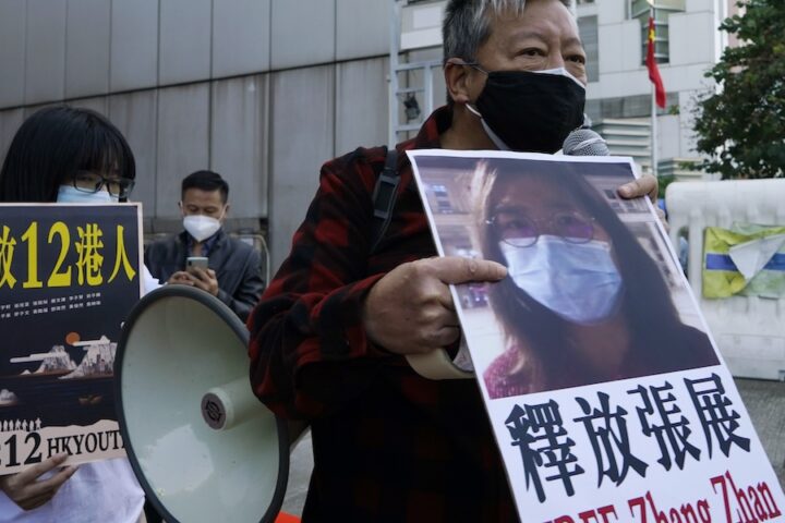 La giornalista cinese Zhang Zhan condannata a ulteriori quattro anni di carcere per aver documentato la pandemia a Wuhan