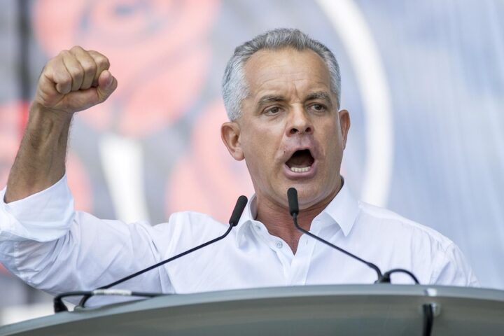 La Grecia extradita l'oligarca Vladimir Plahotniuc, accusato di crimine e corruzione in Moldavia