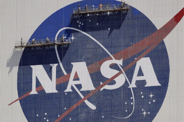 La NASA esclude i cittadini cinesi dai suoi programmi spaziali, accentuando la rivalità con Pechino