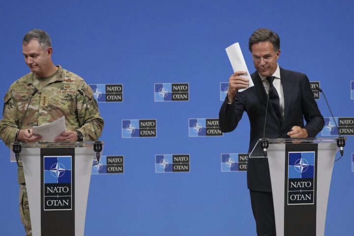 La NATO lancia la missione “Eastern Sentry” per rafforzare le difese in est Europa dopo incursion di droni russi in Polonia