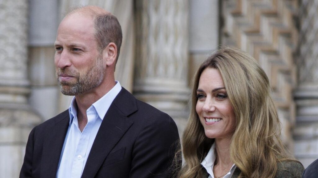 La principessa Kate torna agli impegni ufficiali con un nuovo colore di capelli a Londra