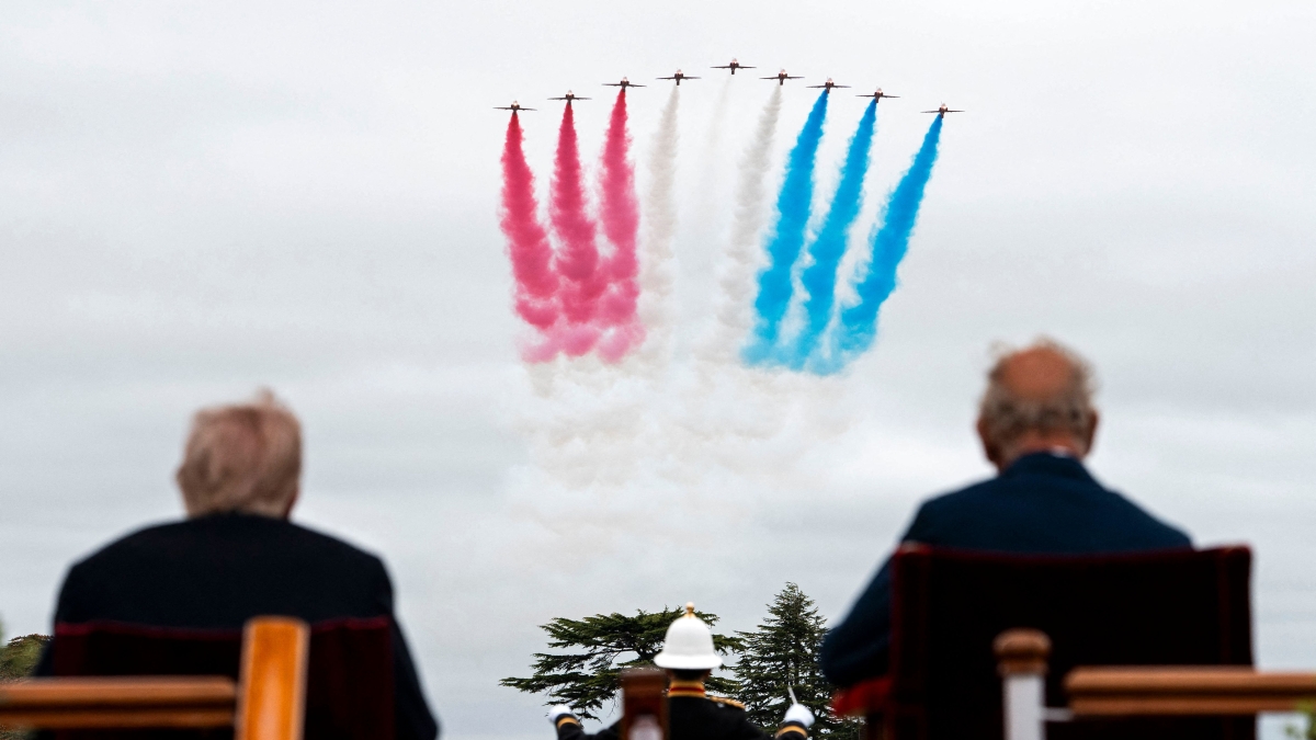 La visita di Stato di Donald Trump: privilegi reali e cerimonia del Beating retreat a Windsor