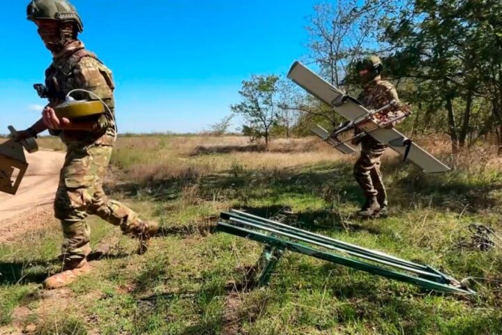 L'ambasciatore russo avverte: «sarà guerra» se la Nato abbatte aerei russi