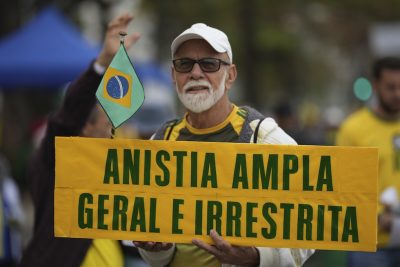 Le manifestazioni in Brasile per Jair Bolsonaro e l'invocazione a Trump