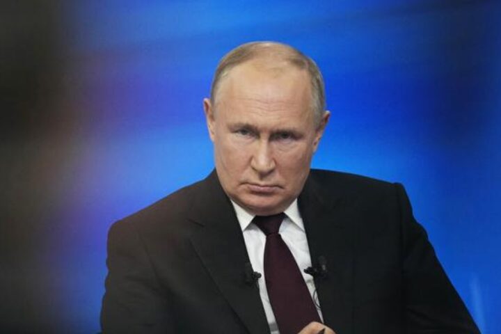 Le voci sulla salute di Putin: malattia e testimonianze dalla parata di Pechino