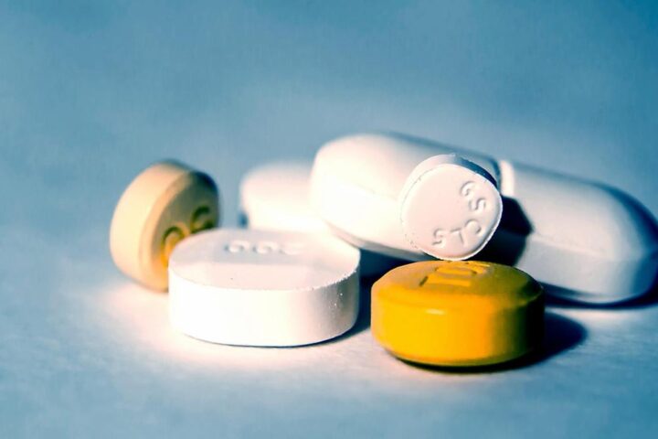 L'Ema ribadisce: il paracetamolo è sicuro in gravidanza, smentite le affermazioni di Trump