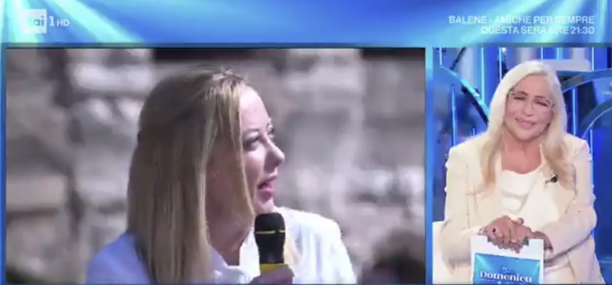 Meloni difende la cucina italiana mentre esplode la polemica su Rai1