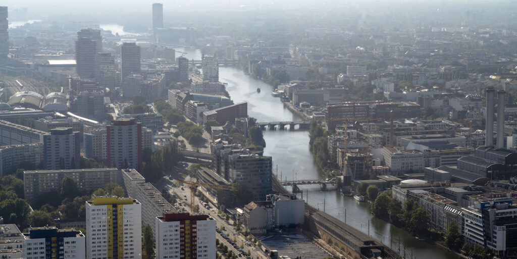 Migliaia di persone evacuate a Berlino per la disinnesco di una bomba della Seconda guerra mondiale