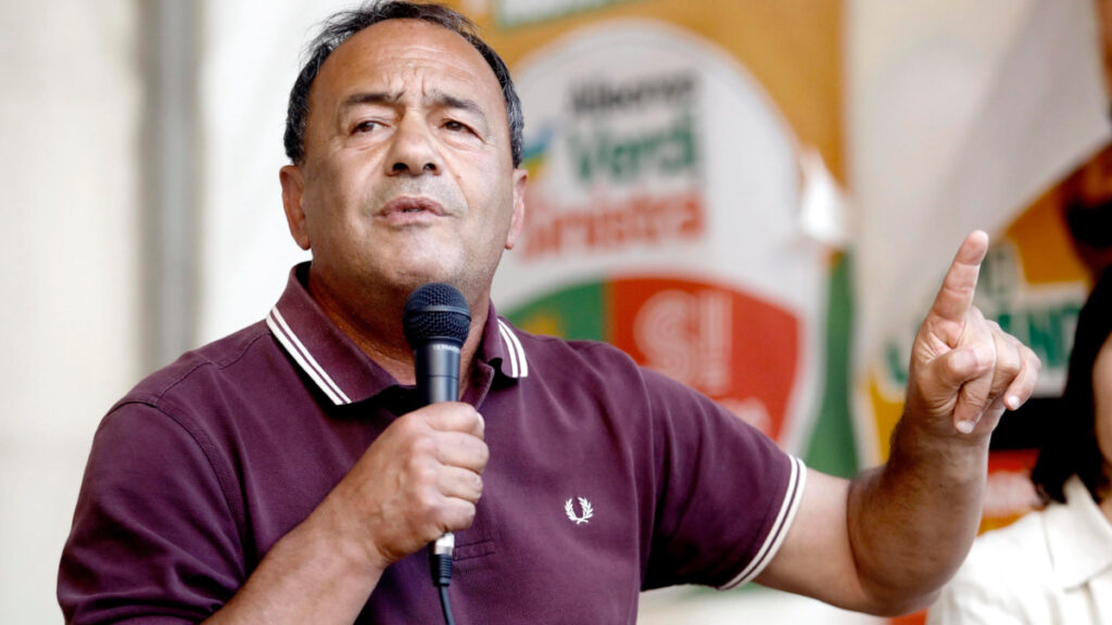 Mimmo Lucano dichiarato incandidabile per le regionali in Calabria a causa della Legge Severino