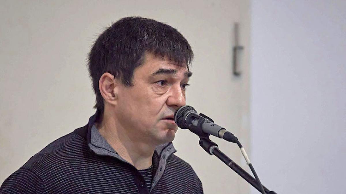 Nelle prigioni di Putin, la voce di Davidis da Vilnius: un'analisi sulla Russia oppressa