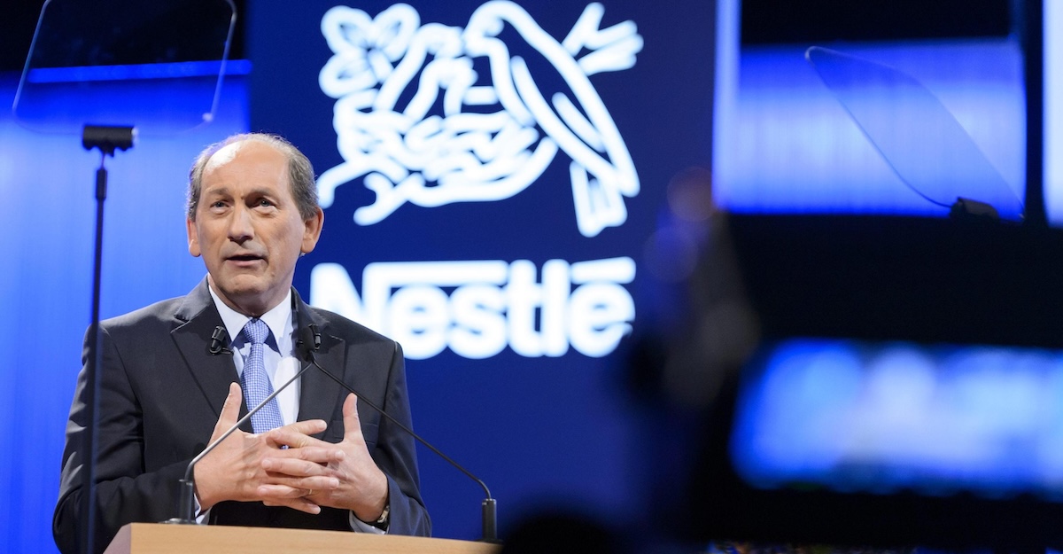 Paul Bulcke lascia la presidenza di Nestlé anticipatamente, Pablo Isla lo sostituisce dal 1 ottobre