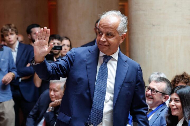 Piantedosi: “Un Cpr per gli spacciatori a Bologna. Le zone rosse danno risultati positivi”