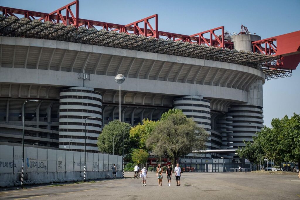 San Siro a rischio esclusione da Euro 2032, avverte il sindaco Sala