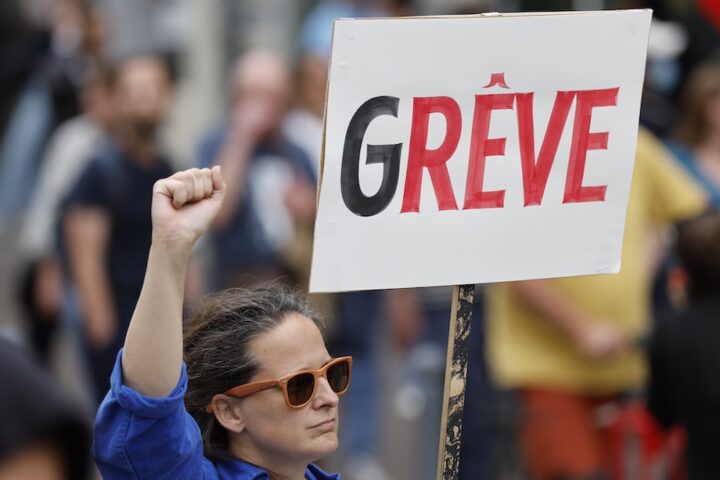 Sciopero nazionale in Francia il 18 settembre contro i tagli della legge di bilancio 2026